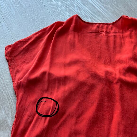 Joie Silk Top Womens Medium Red Flaw - Picture 9 of 11